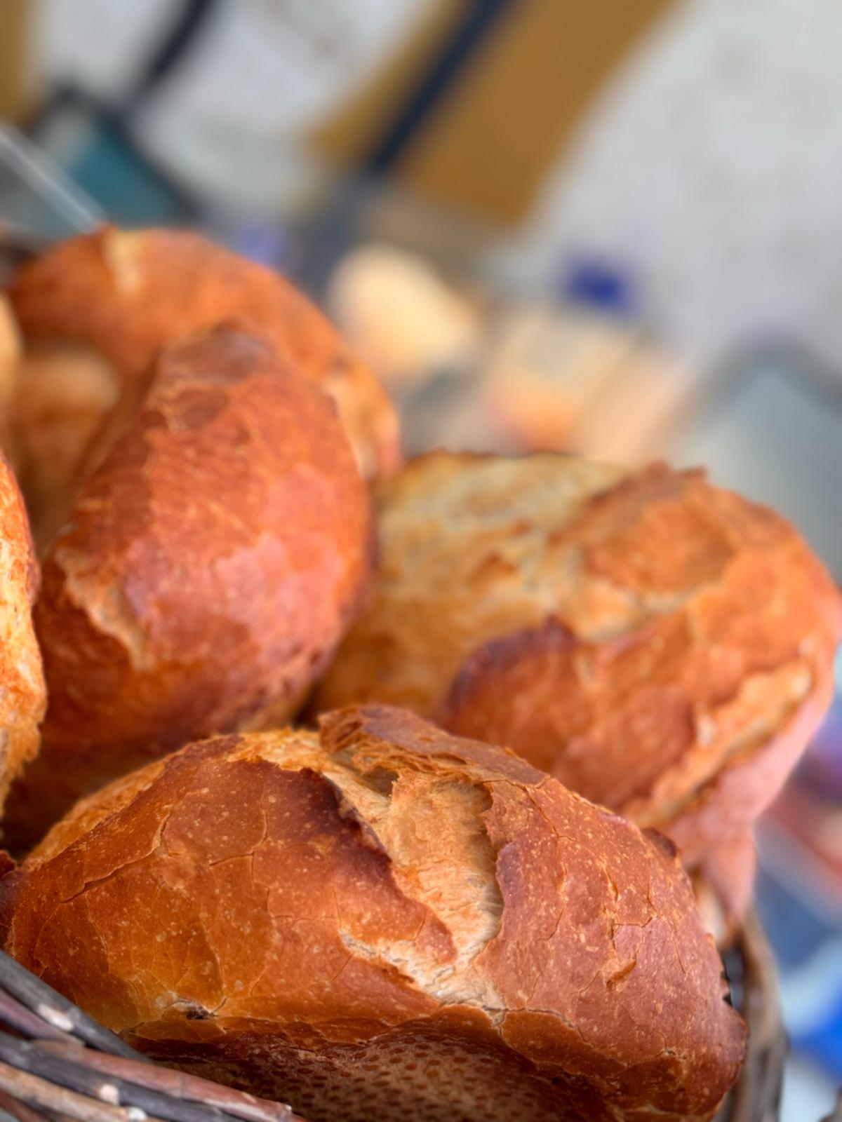 Usta Eller Unlu Mamulleri ve Açık Ekmek 